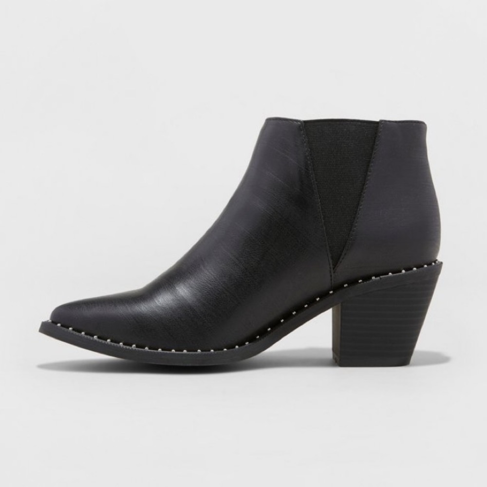 Women’s Black Stud Point Toe Ankle Heel Booties W - Picture 2 of 4